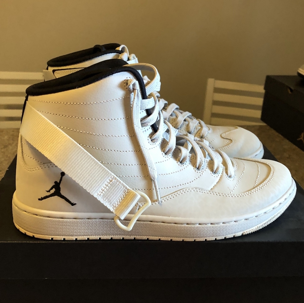 Jordan KO 23's size 11.5 Bone white